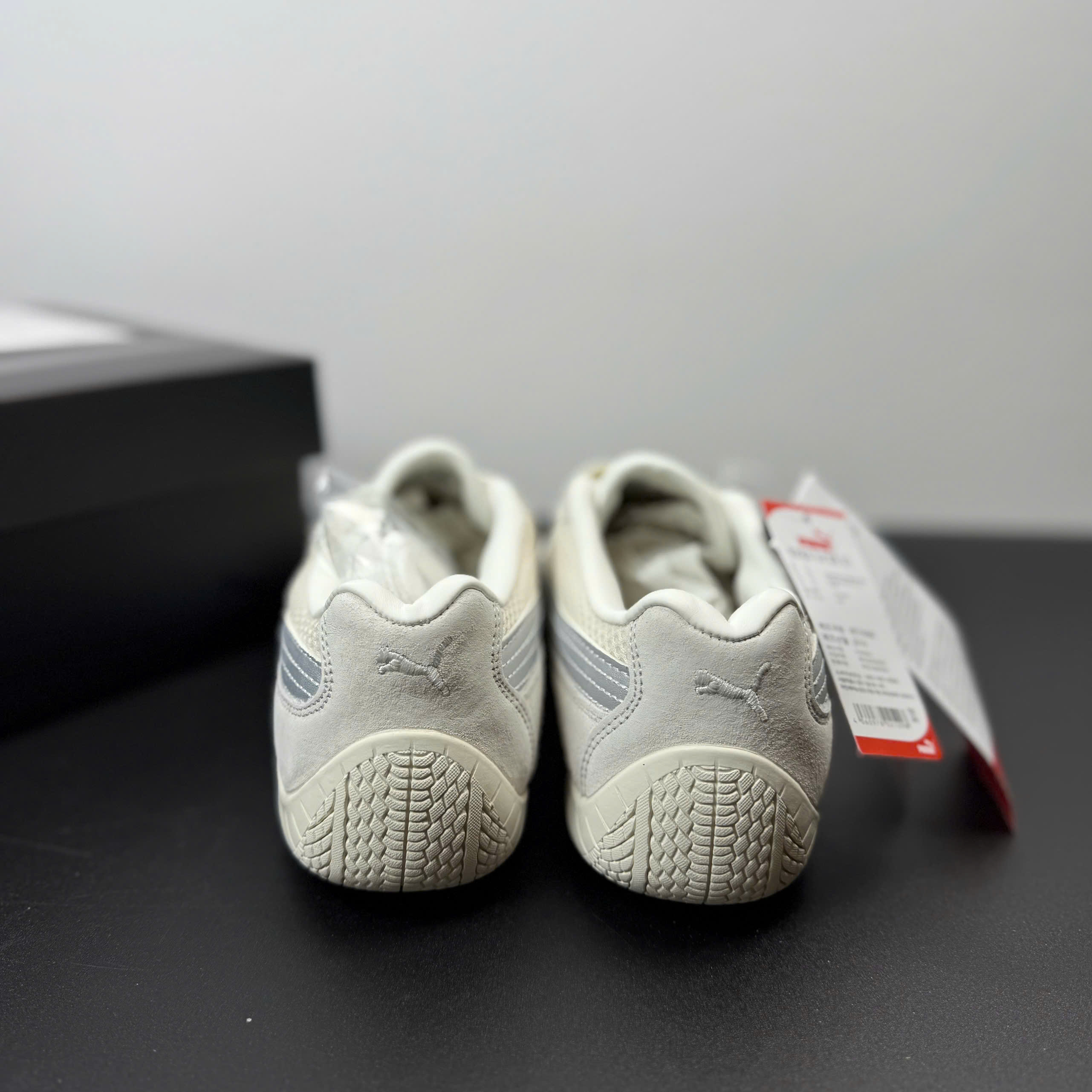 puma speedcat xám kem