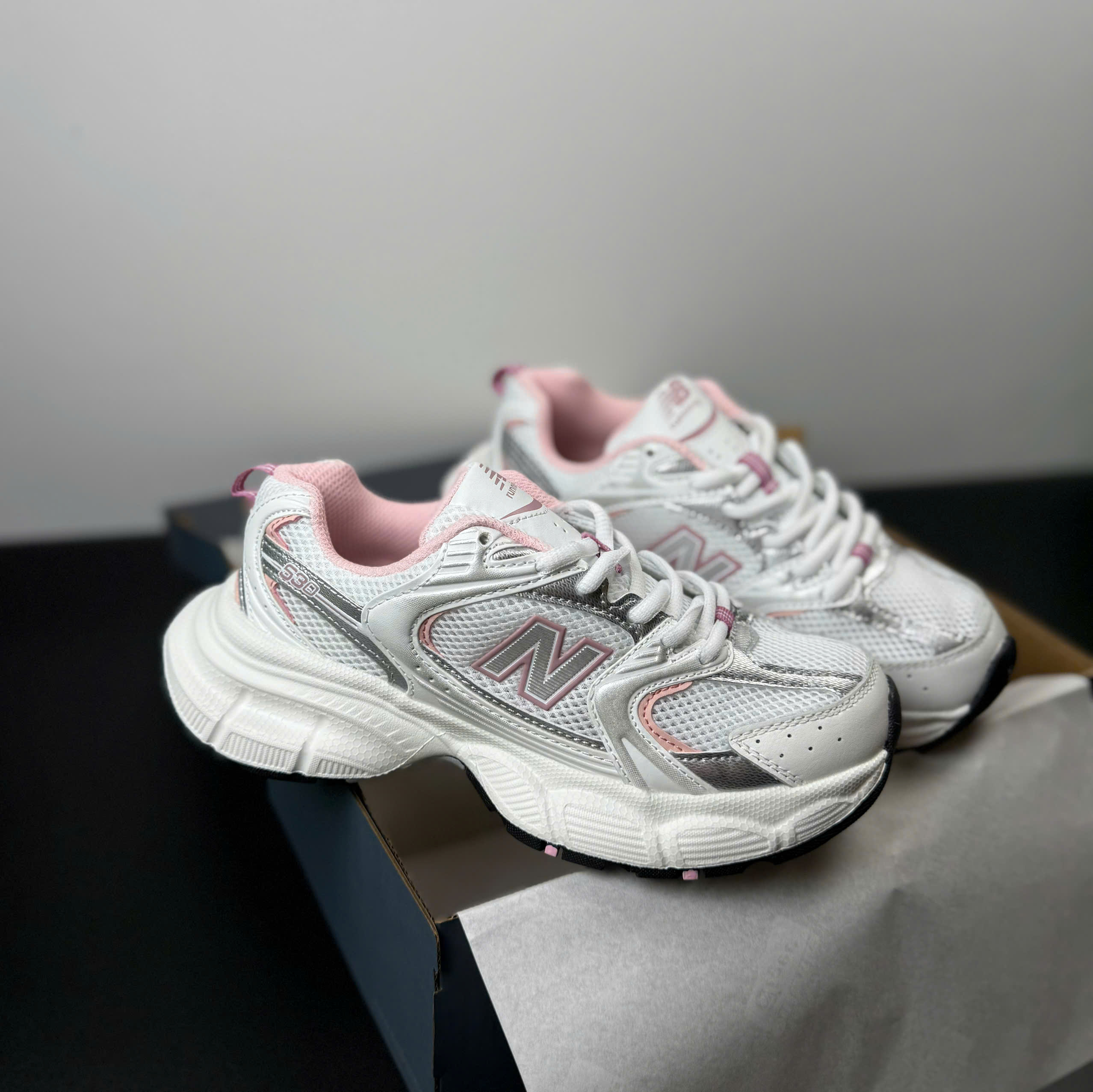 nb530 v2 hồng