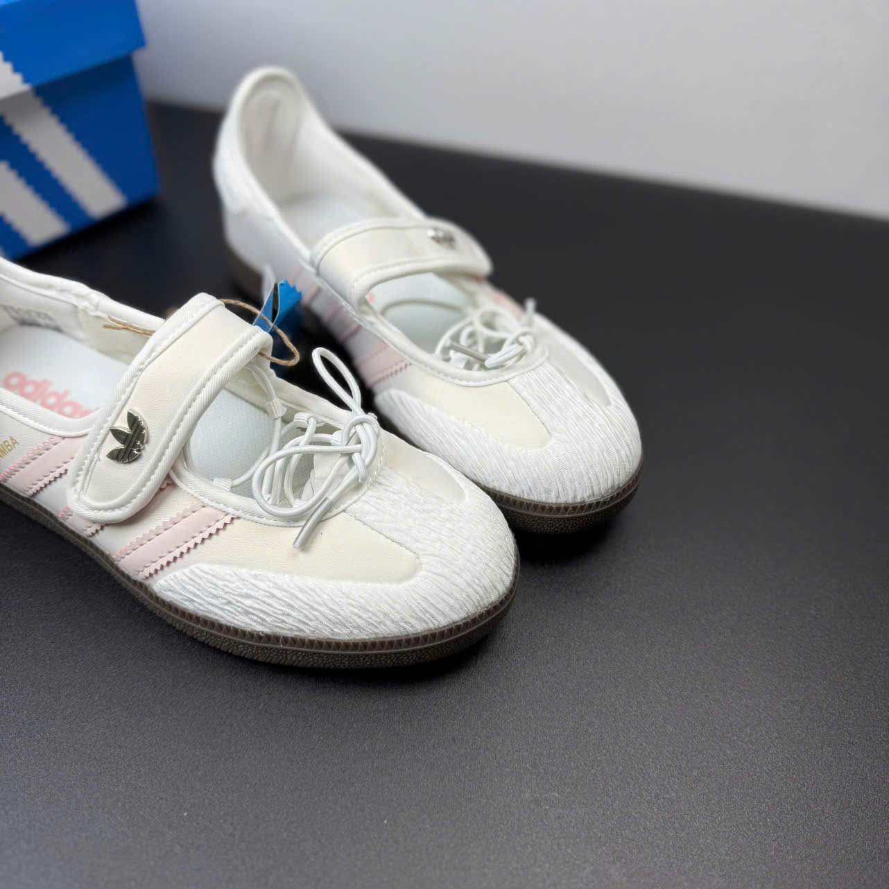 samba quai dán hồng