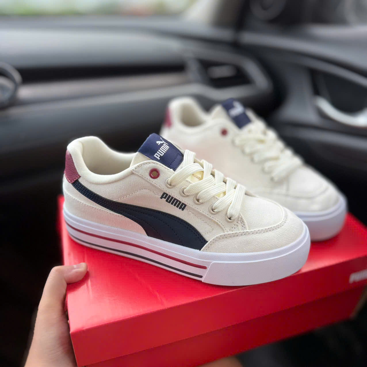 puma court kem đỏ