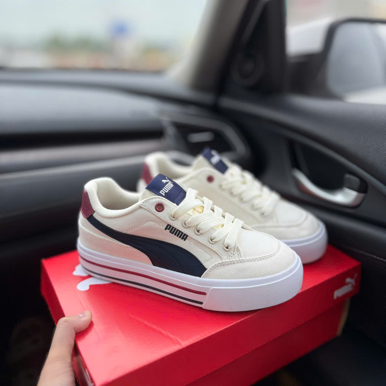 puma court kem đỏ