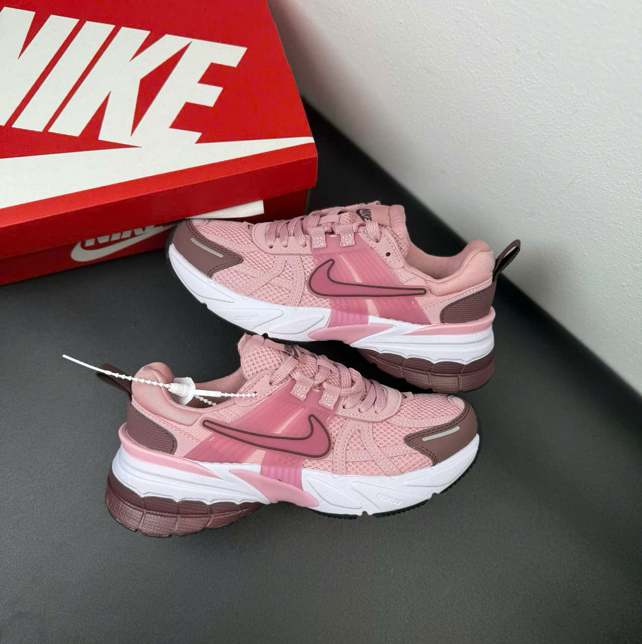 nike v2k hồng