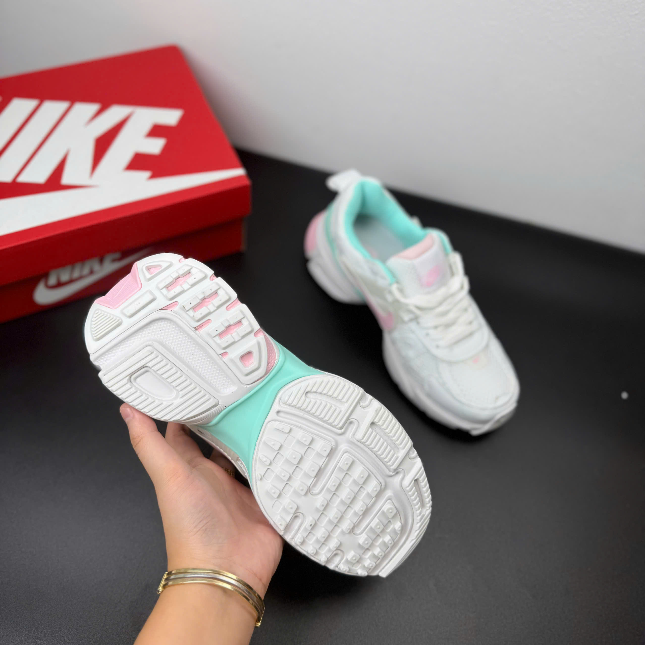 nike v2k xanh hồng