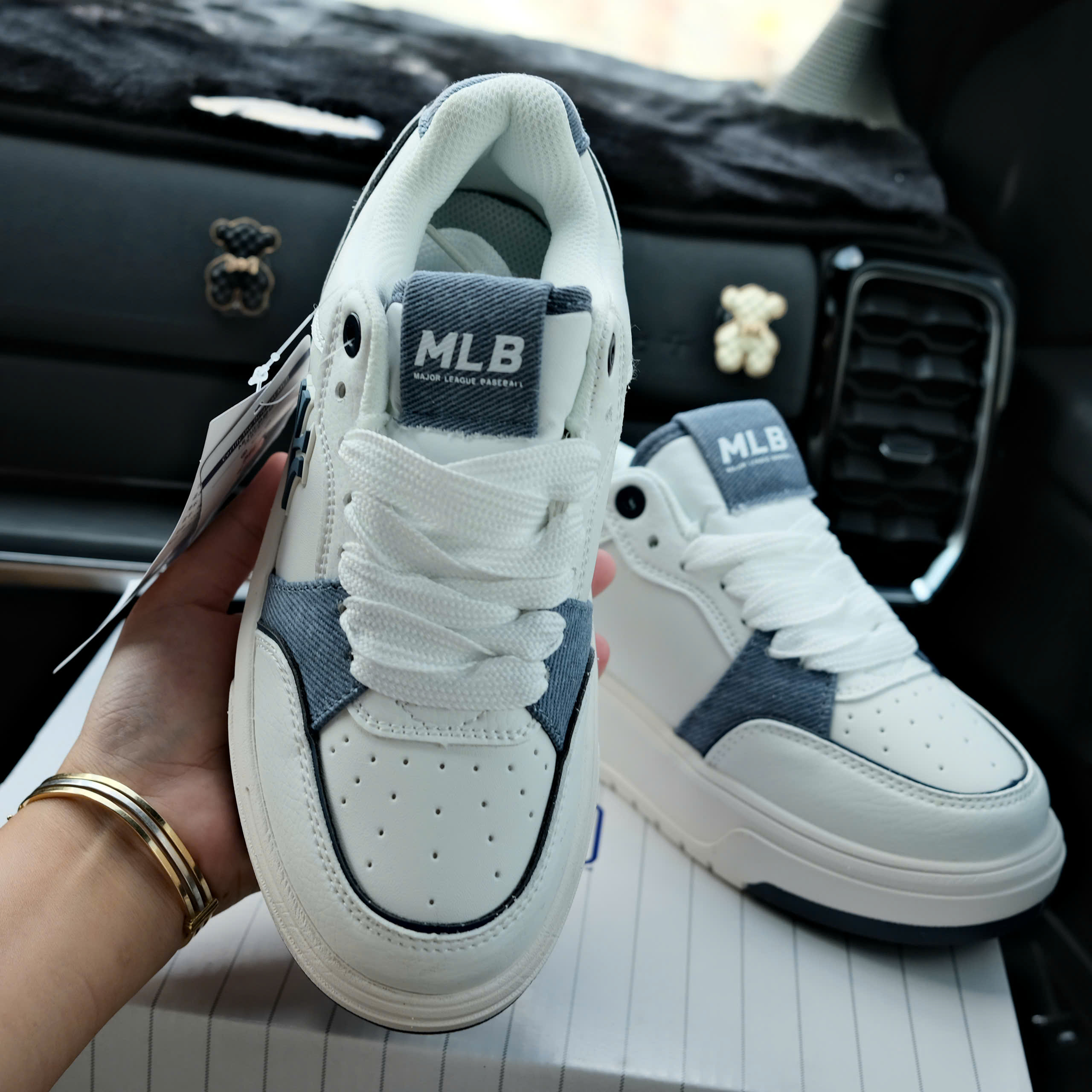 mlb 2025 trắng xanh