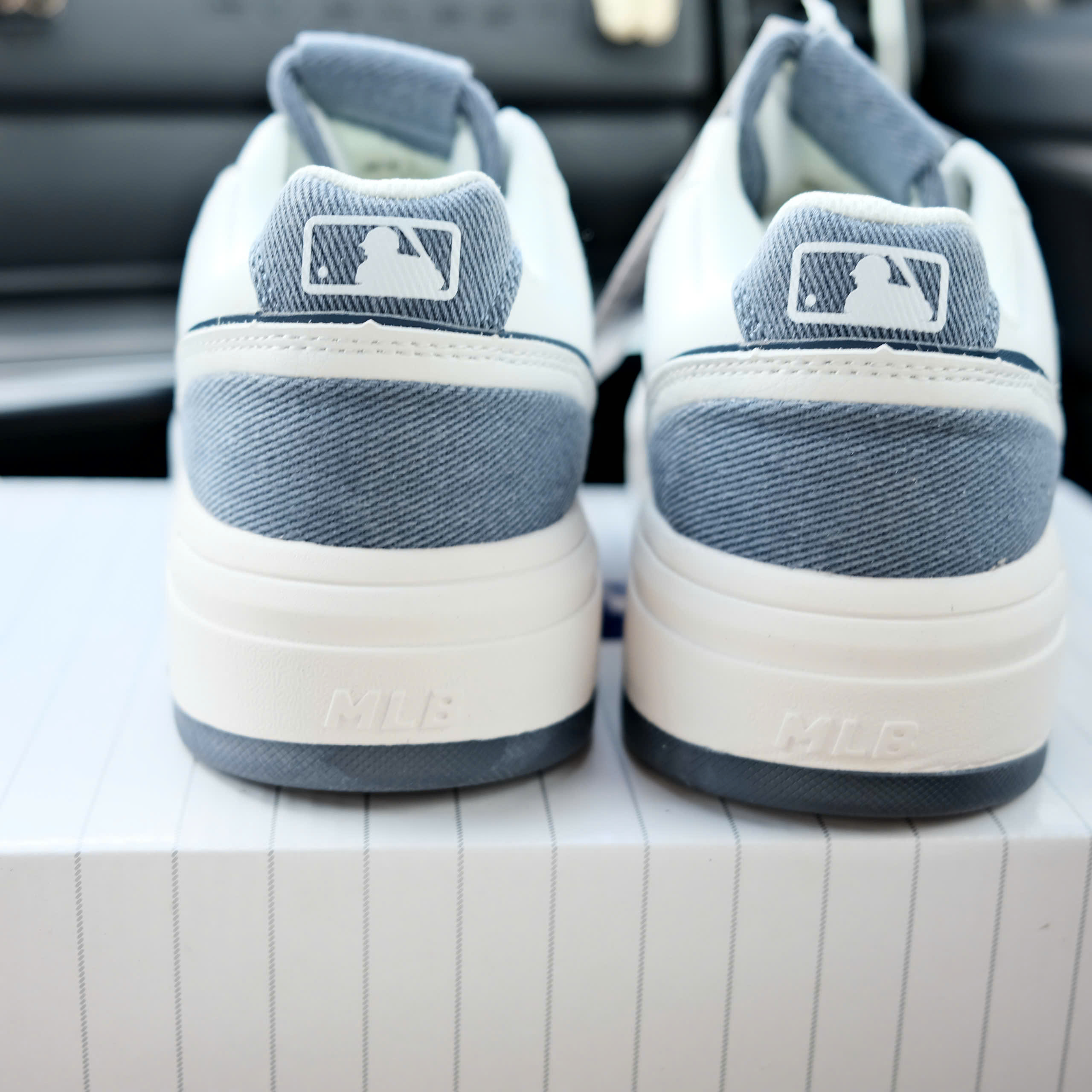 mlb 2025 trắng xanh