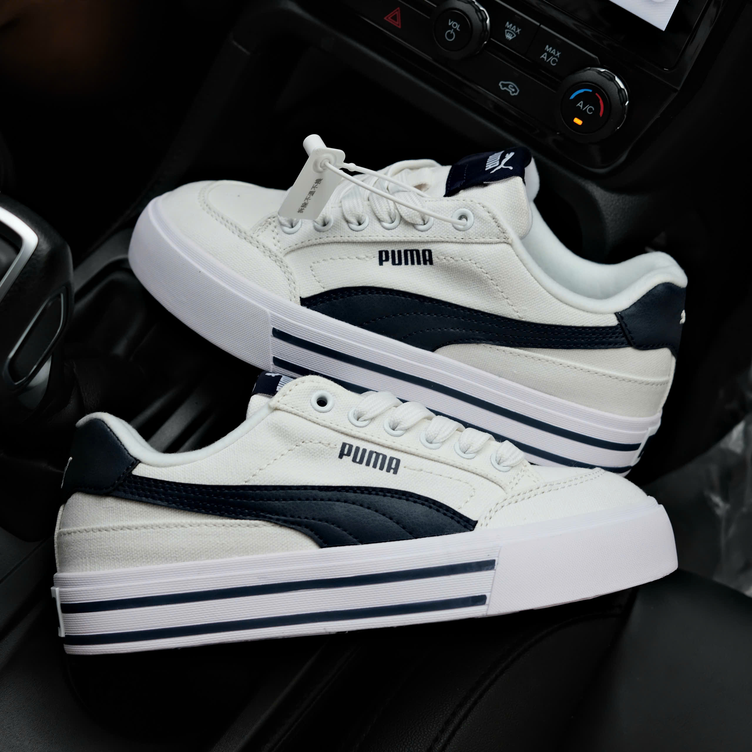 puma court trắng đen