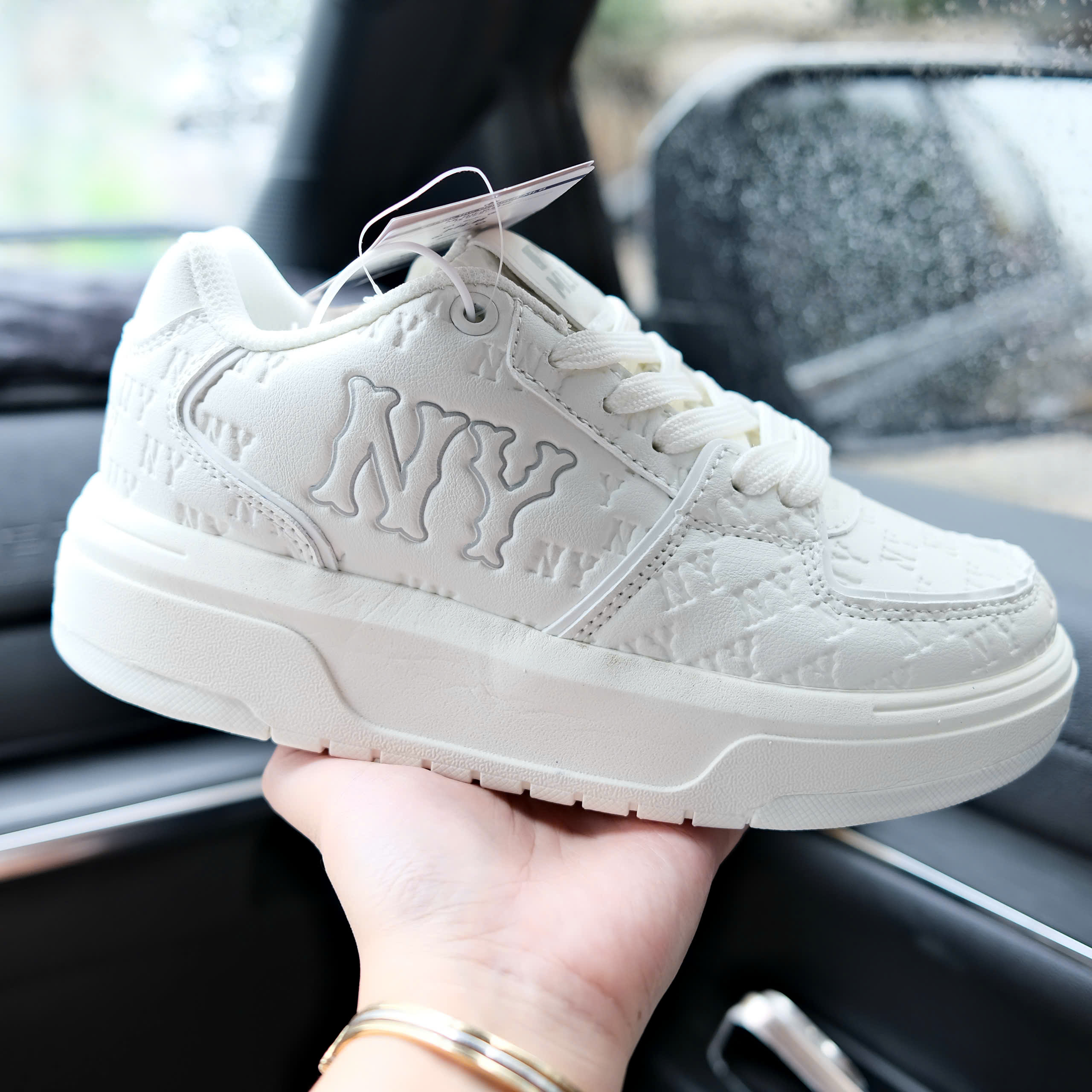 mlb 2025 ny full trắng