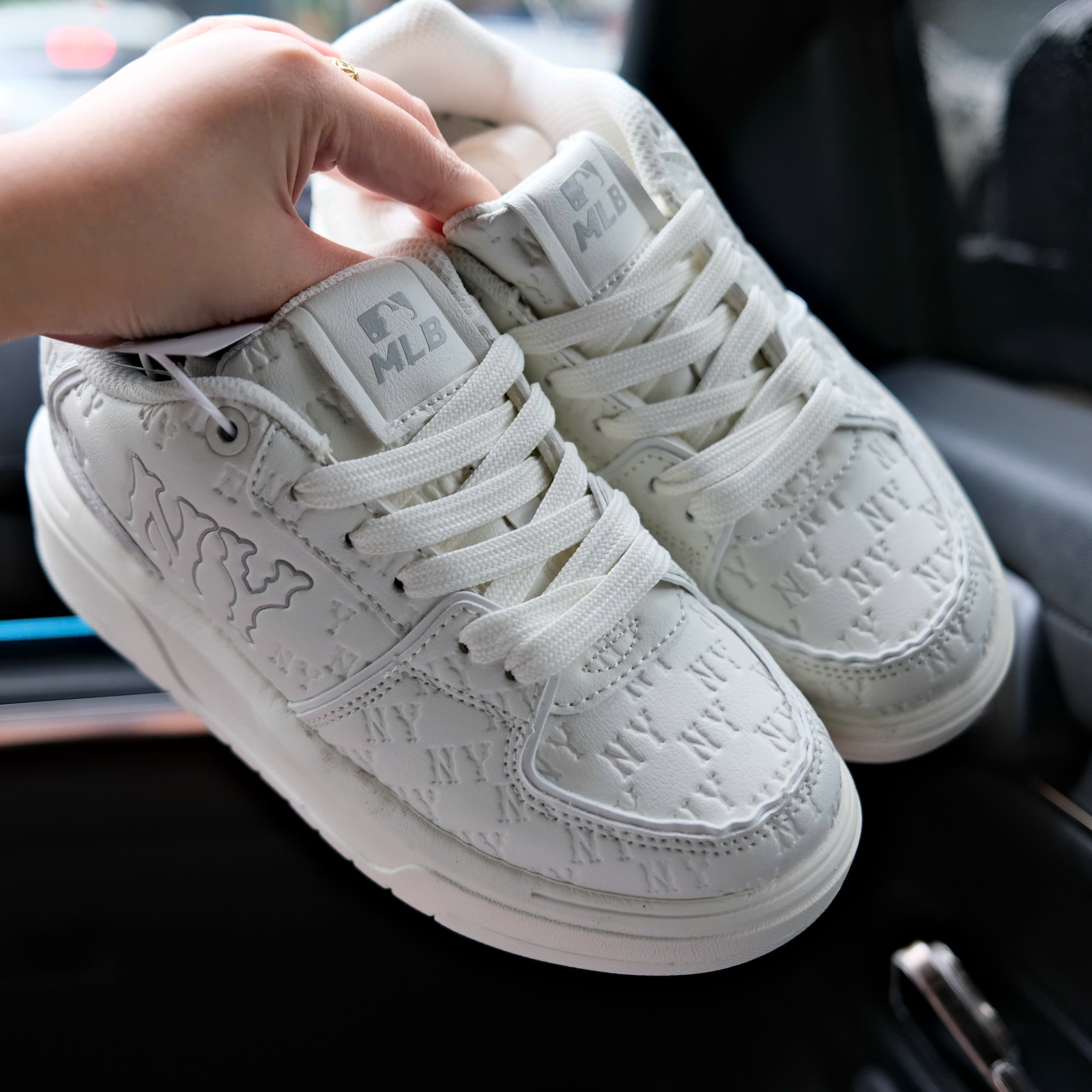 mlb 2025 ny full trắng