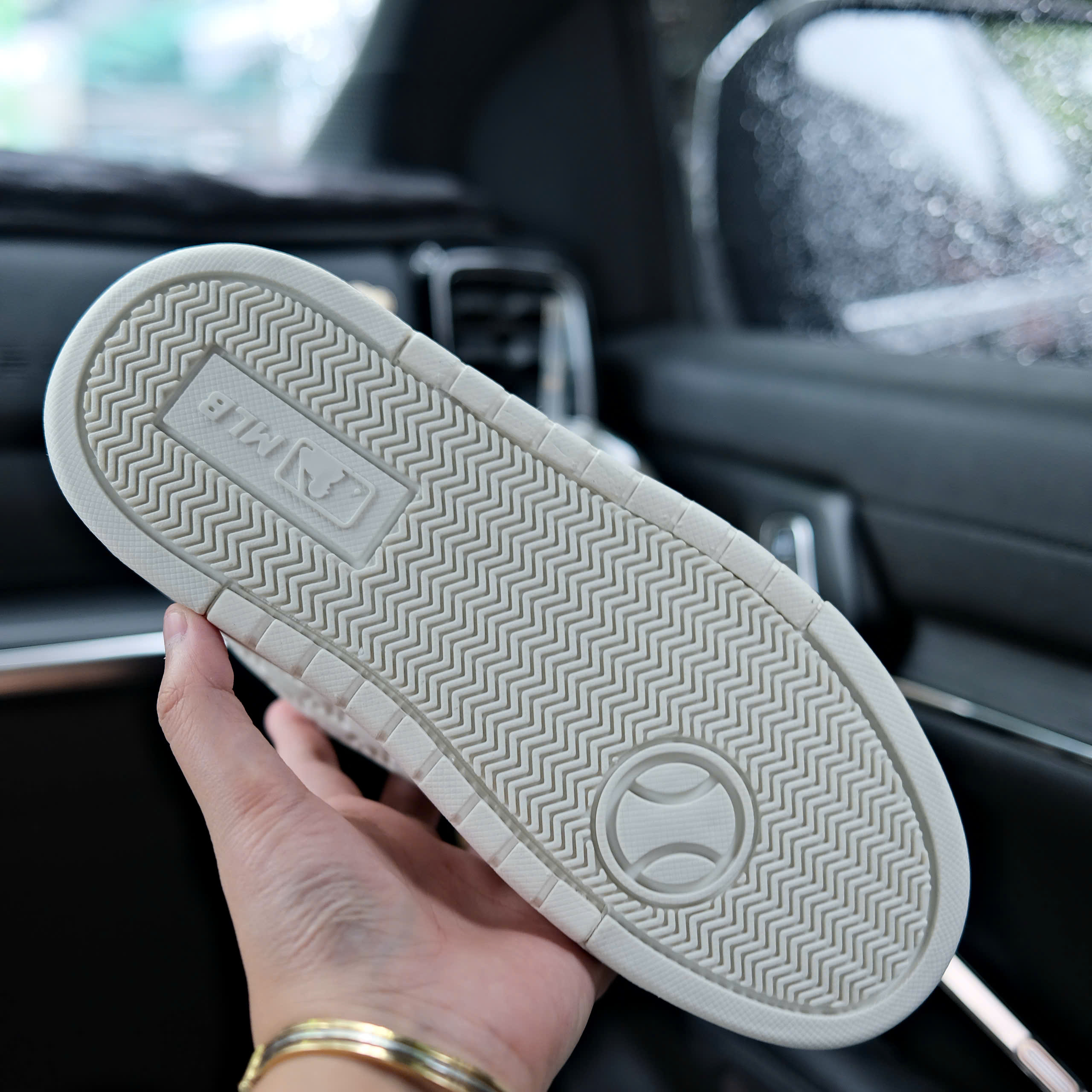 mlb 2025 ny full trắng