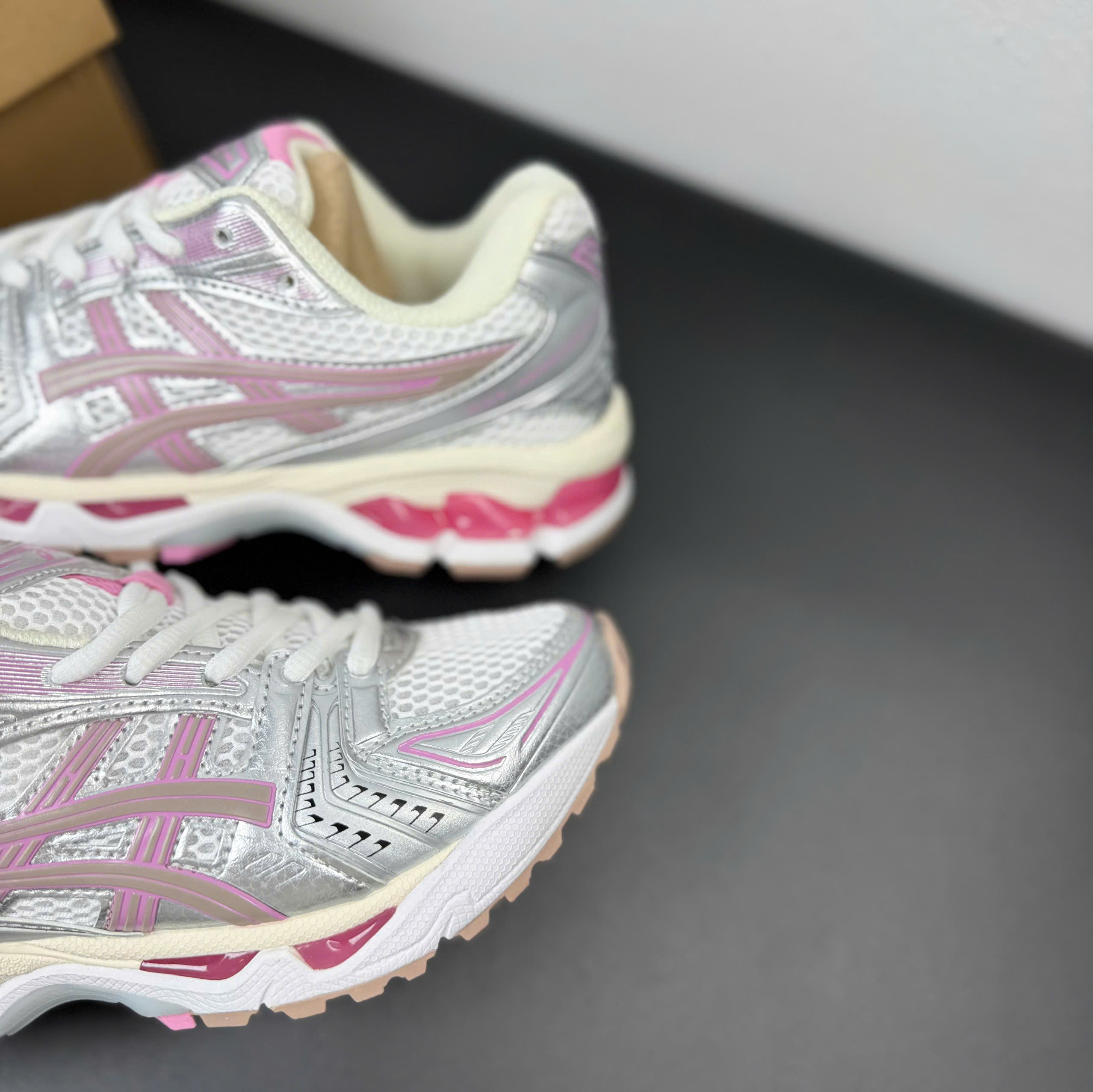 asic kayano hồng