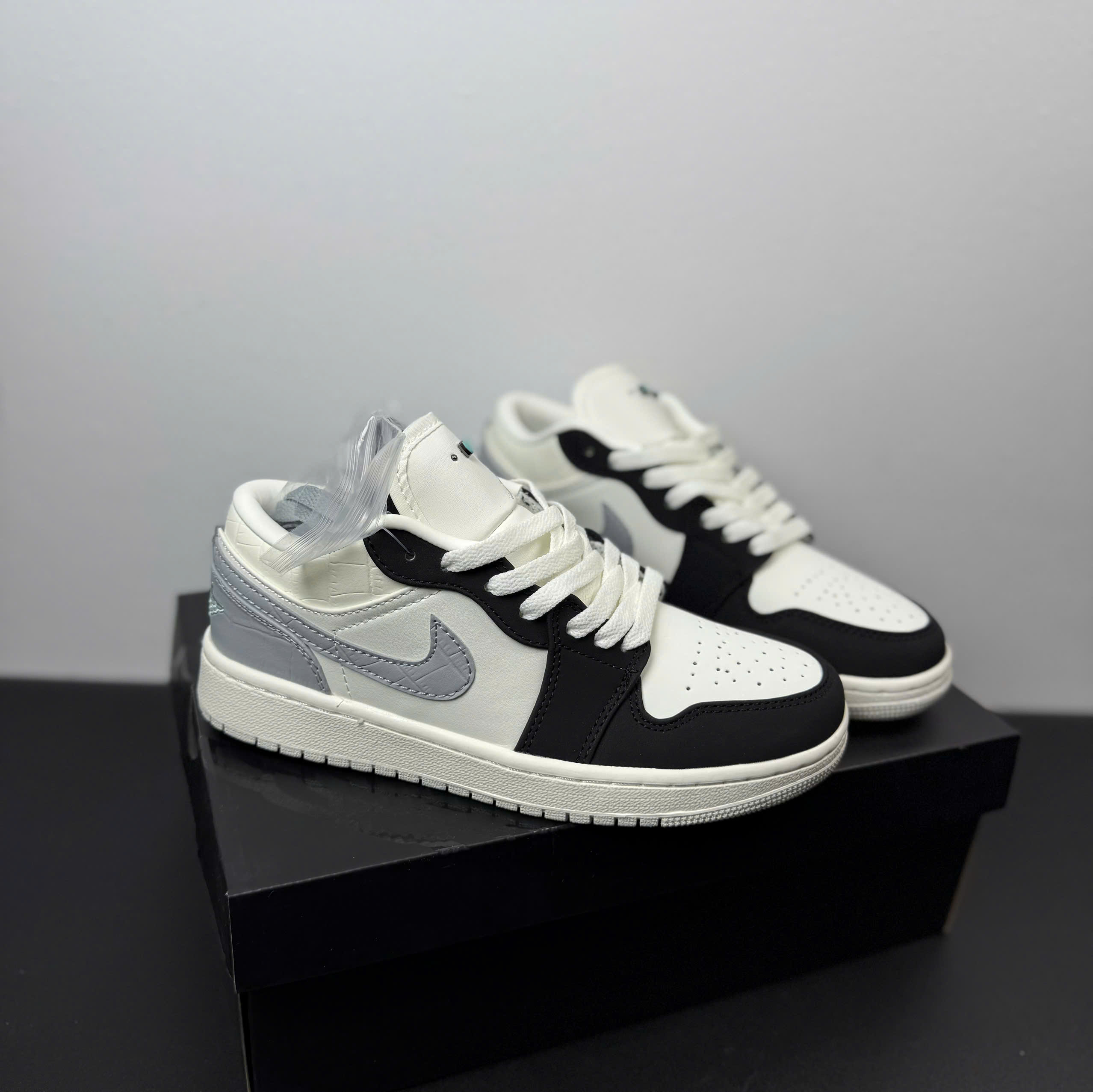 jd đen xám đá thấp sc