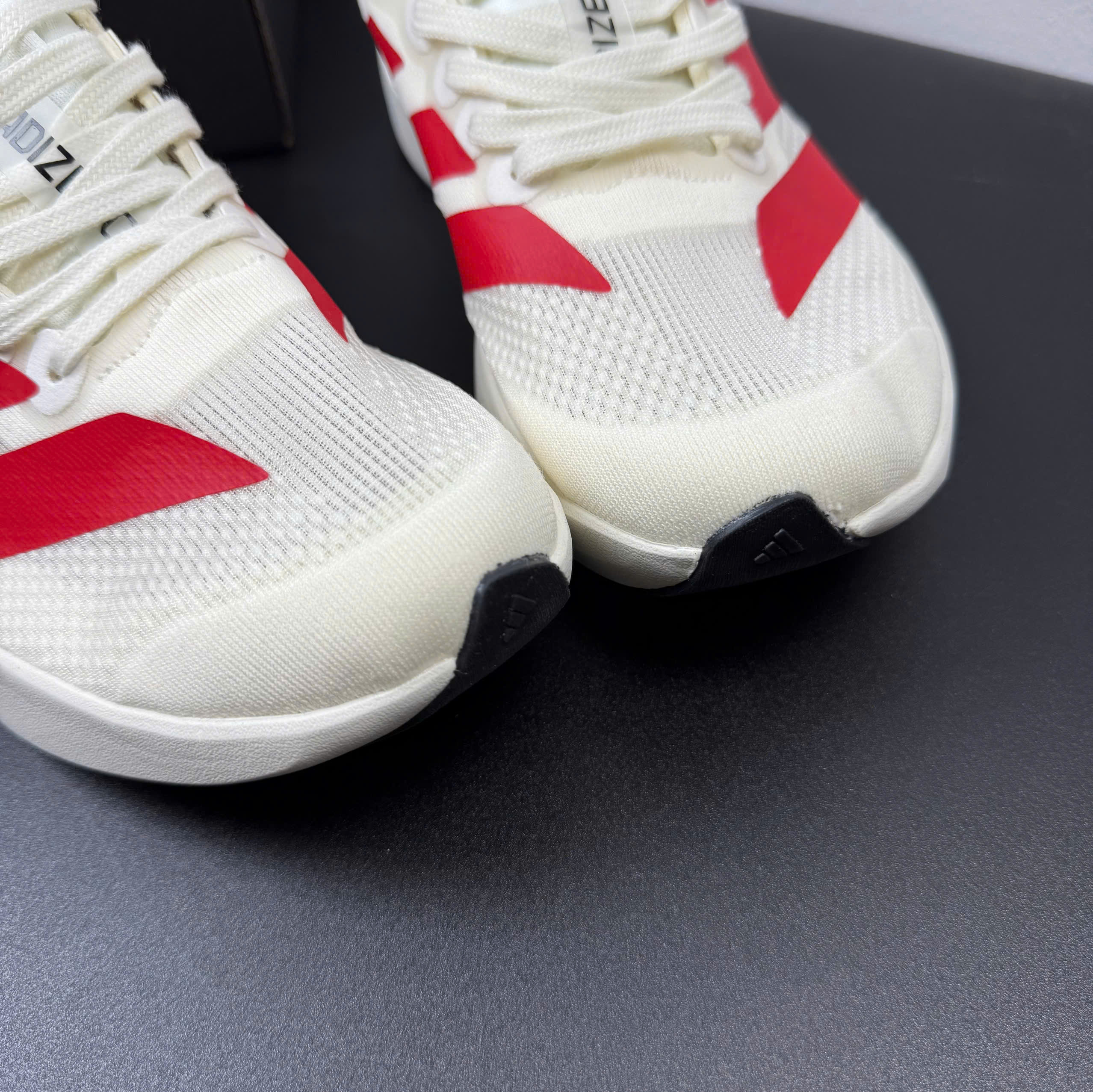 adizero evo trắng đỏ