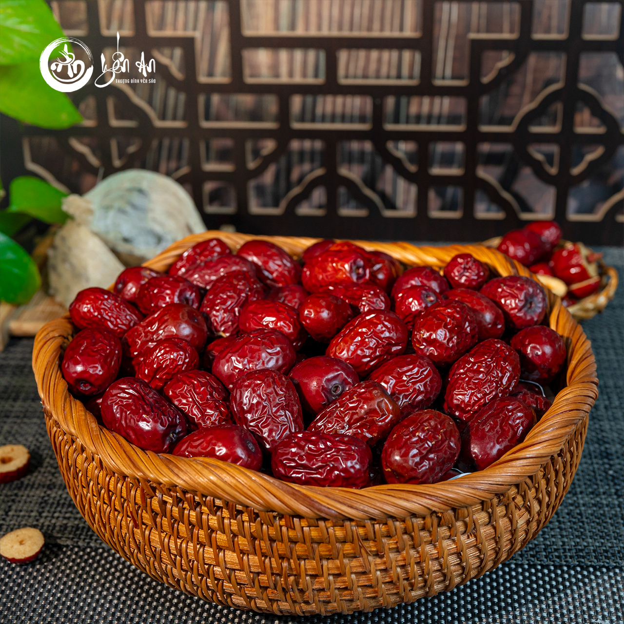 [Yến An] - Táo Đỏ