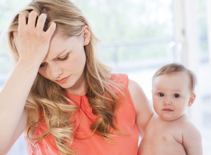 Rụng tóc sau sinh - Đâu là nguyên nhân?