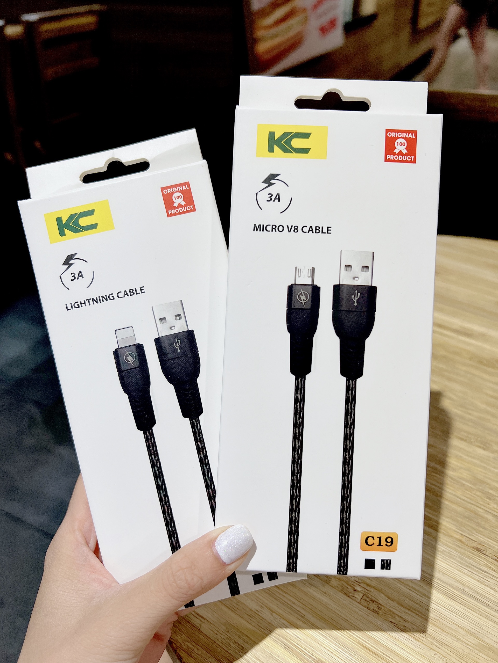 Cáp sạc KC C19 Samsung V8