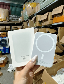 SẠC DỰ PHÒNG MAGSAFE 5000mAh