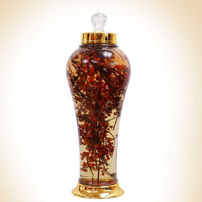 Tạo Dấu Ấn Riêng với Bình Ngâm Rượu Đẹp Trong Không Gian Nhà Bạn