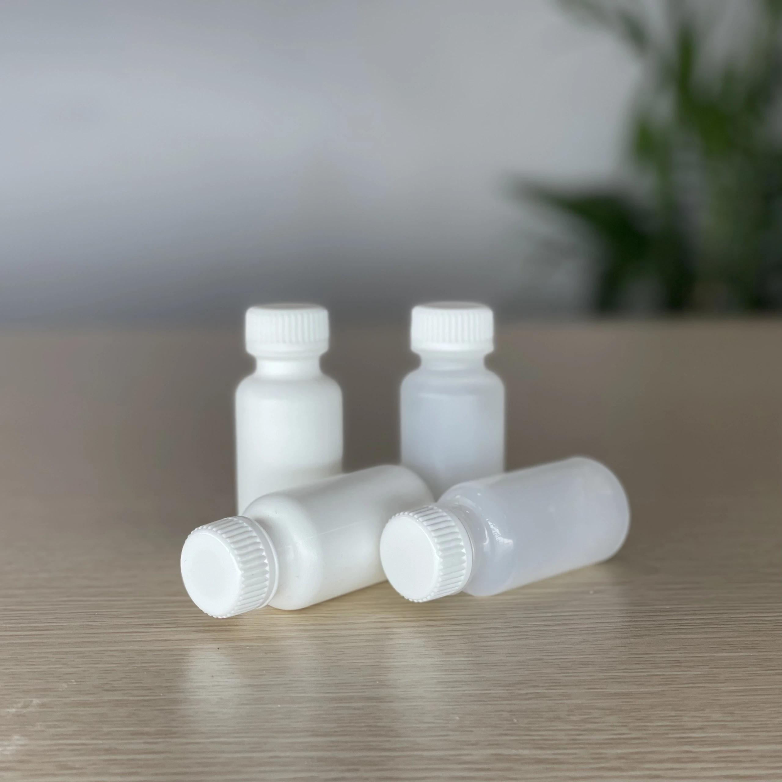 Những điều cần biết để không mua phải chai nhựa đựng dược phẩm kém chất lượng