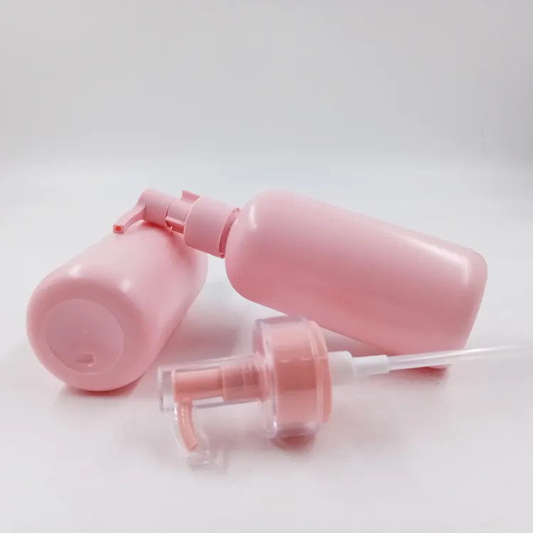 Chai-nhua-PET-voi-nhan-mau-pastel