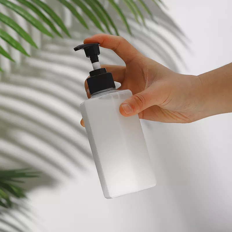 Chai nhựa PET hình lục giác