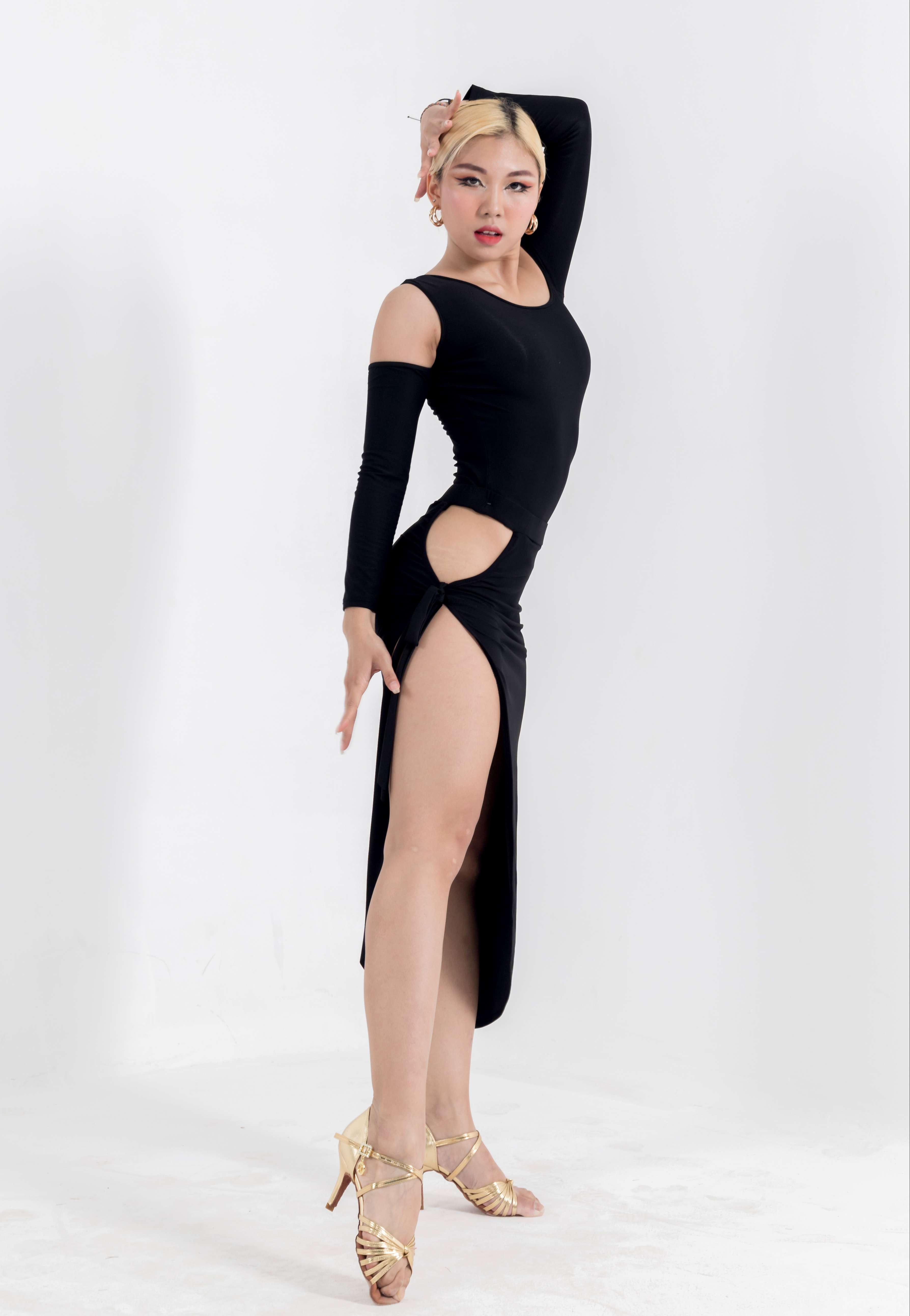 BODYSUIT LỆCH VAI CNULA121