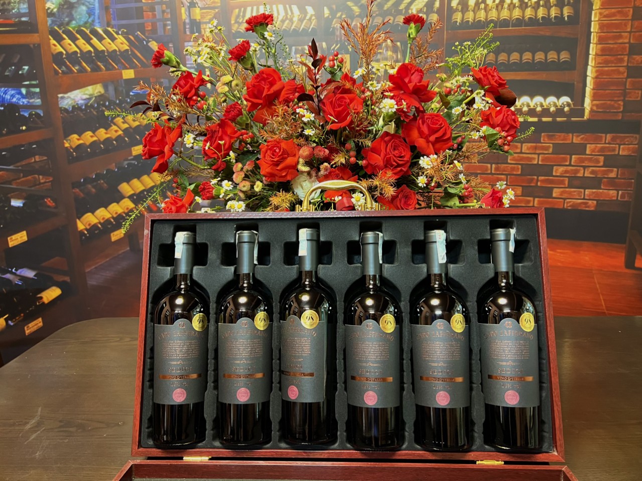 RƯỢU VANG CAPO ZAFFERANO MUA 6 TẶNG 1