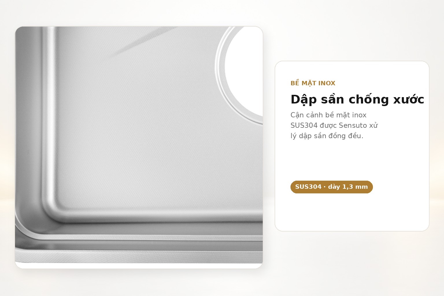 Bề mặt dập sần đồng đều hỗ trợ hạn chế lộ các vết xước nhỏ và tạo ngoại quan riêng cho dòng chậu CTS.