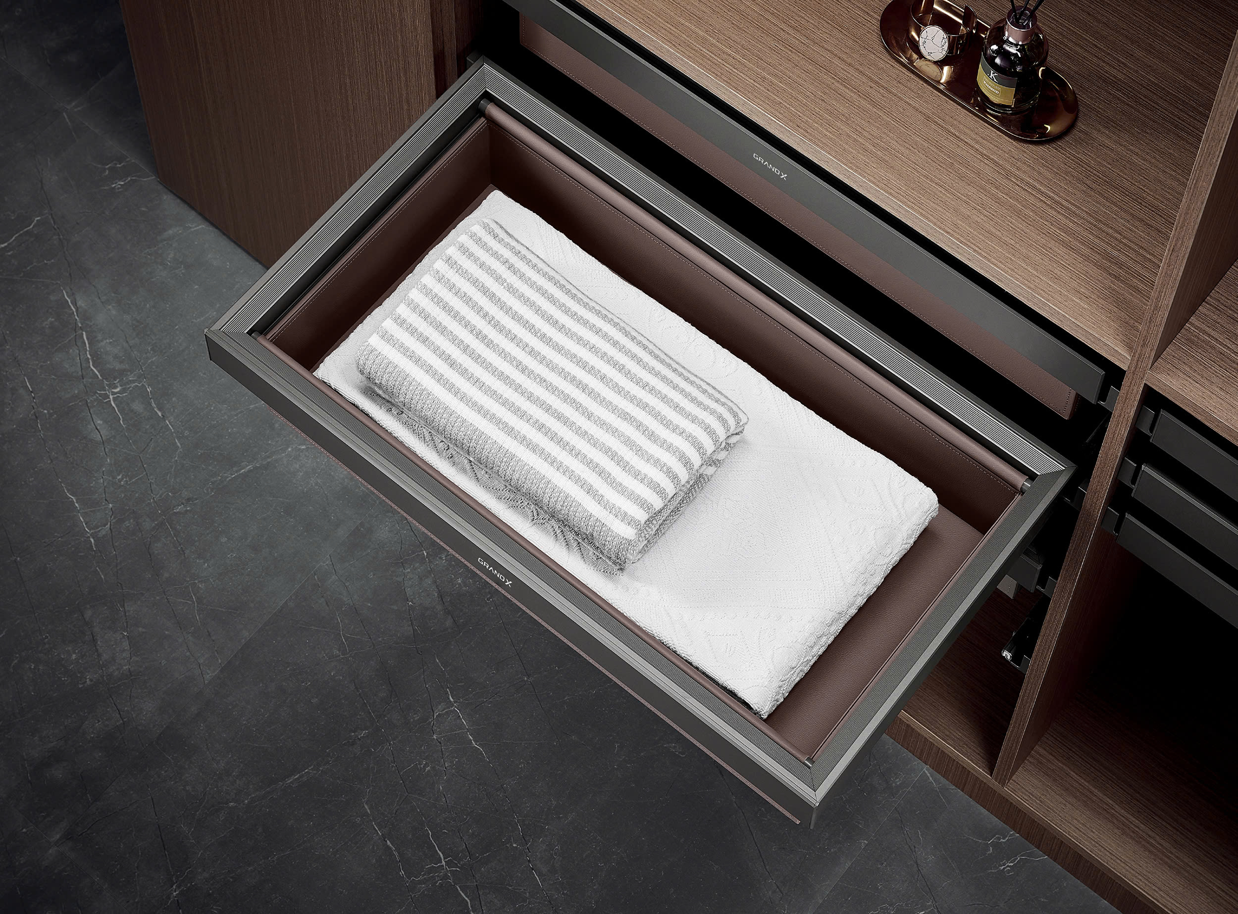 Ngăn kéo đựng quần áo bọc da GrandX XM.90A | XM.90A1 | Xám, 900mm | 2026.07