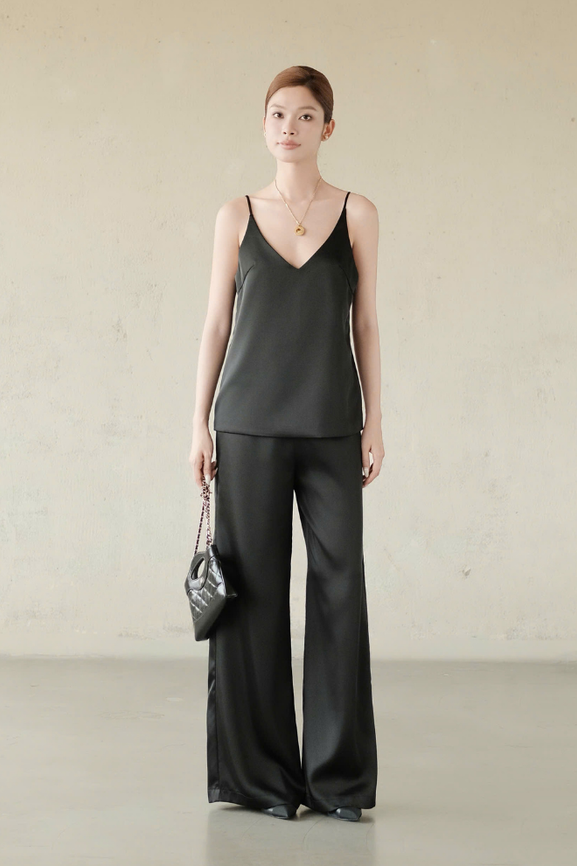 Áo Kiểu Nữ Katie Top RR26AK03