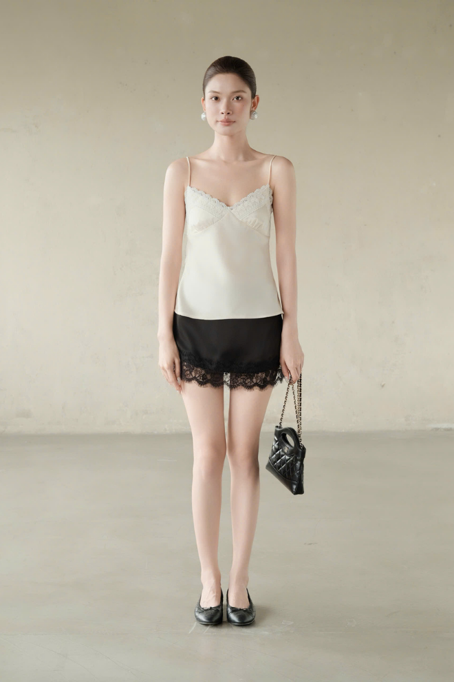 Áo Kiểu Nữ Cloe Top RR26AK84
