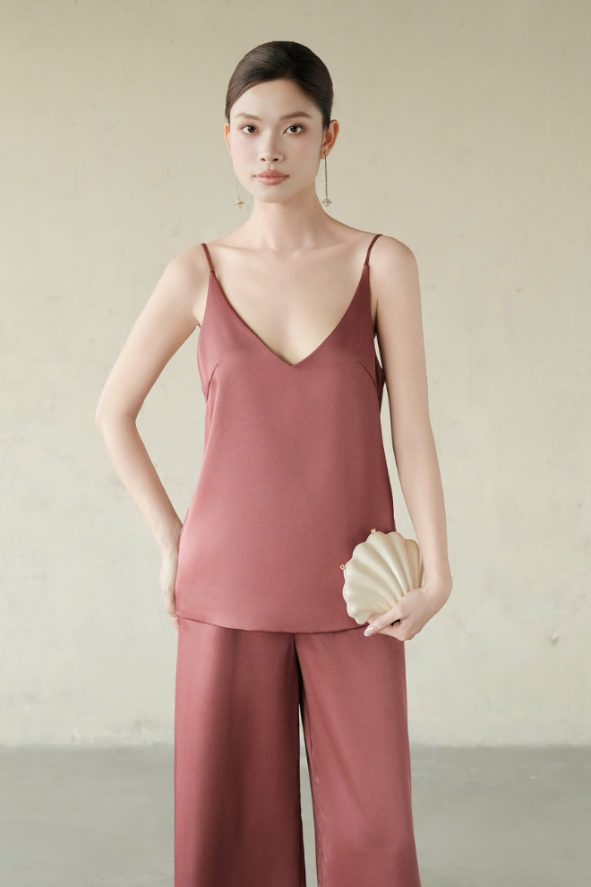 Áo Kiểu Nữ Katie Top RR26AK03