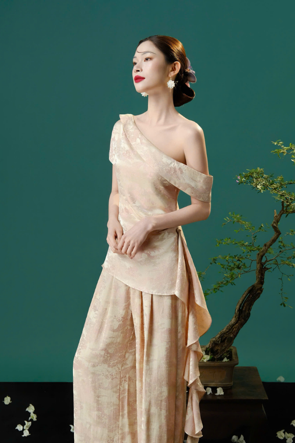 Áo Gấm Quỳnh Hương RR25AK113