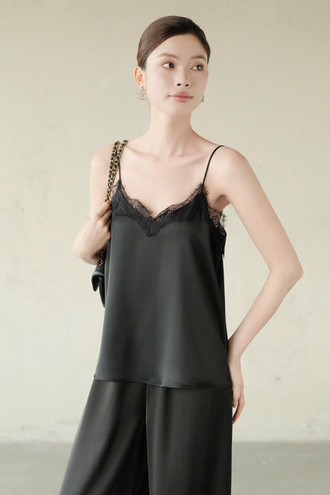 Áo Kiểu Nữ Cherry Top RR25AK93