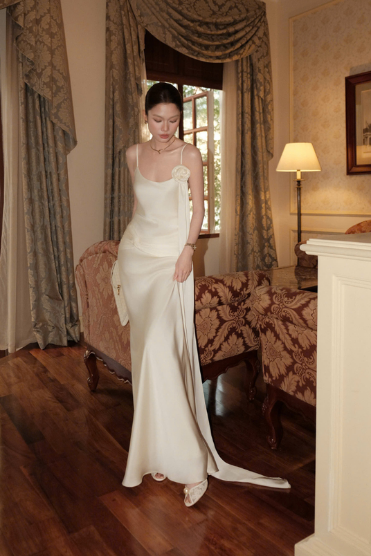 Đầm Dài Creamy Dress RR26DD02