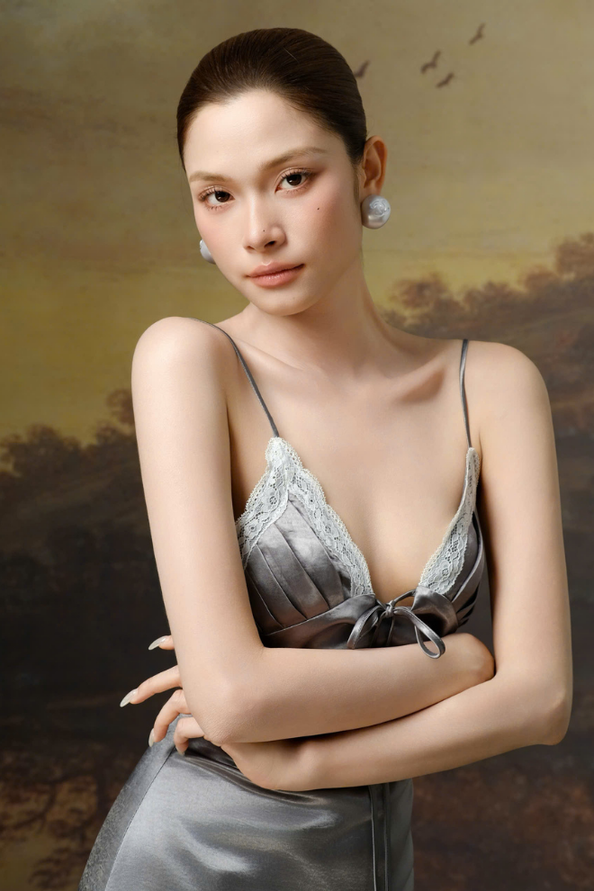 Đầm Ngắn Carti Dress RR26DN25