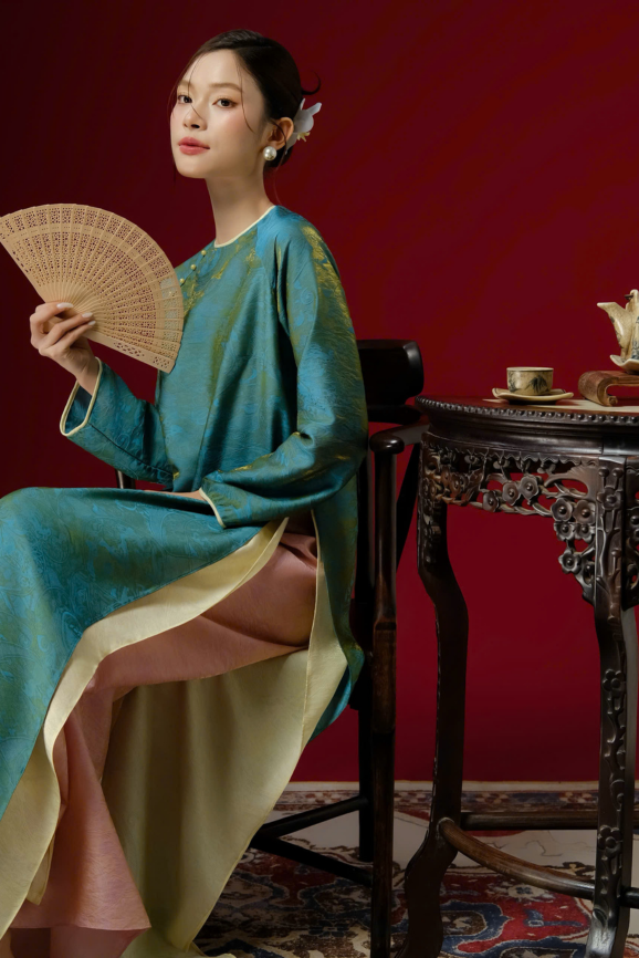 Áo Dài Nữ Trúc Linh RR25AD03