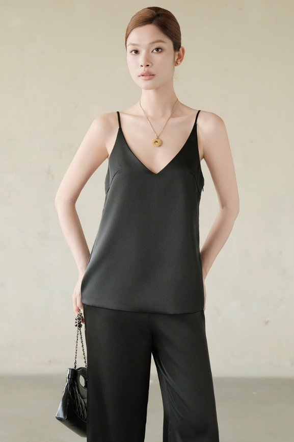 Áo Kiểu Nữ Katie Top RR26AK03