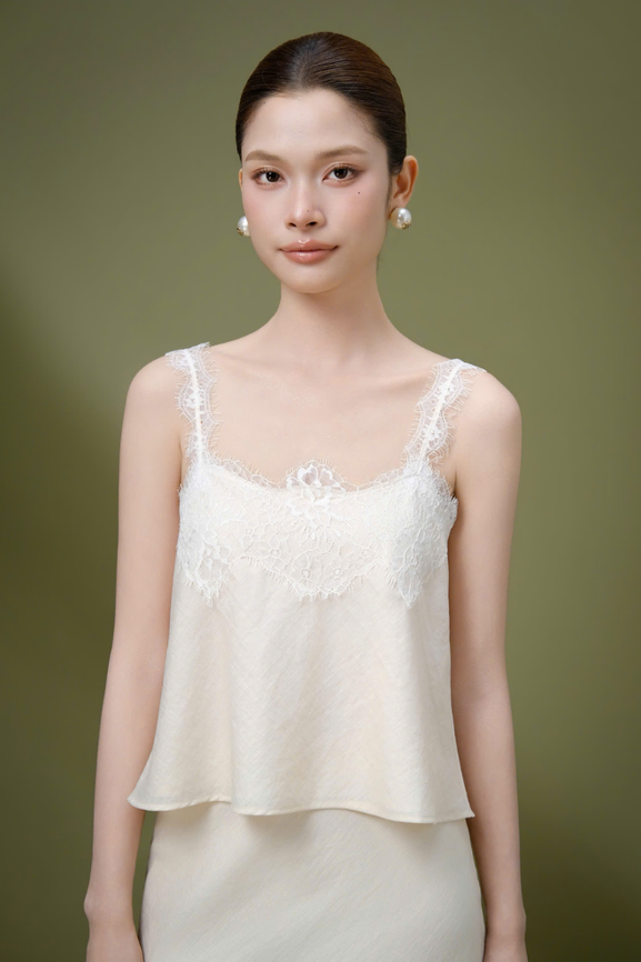 Áo Kiểu Nữ Bloom Top RR26AK72