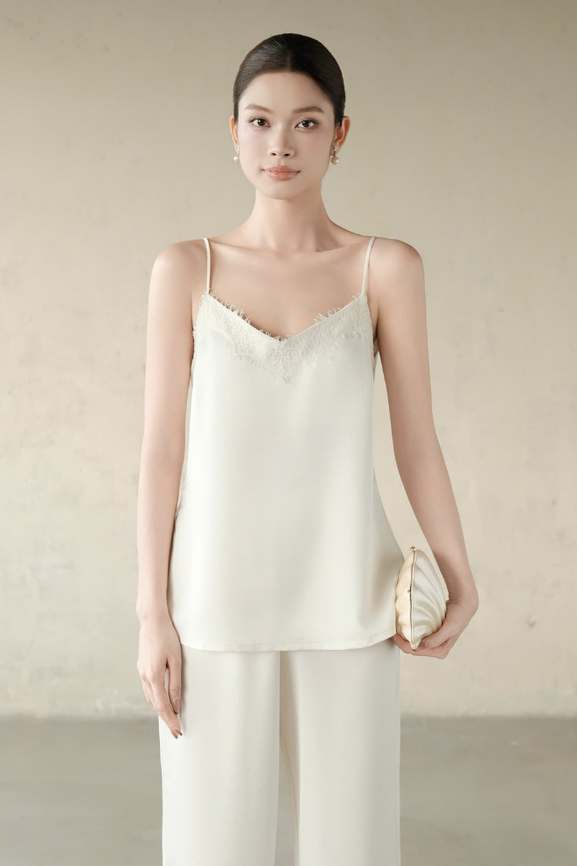 Áo Kiểu Nữ Yuzu Top RR25AK121