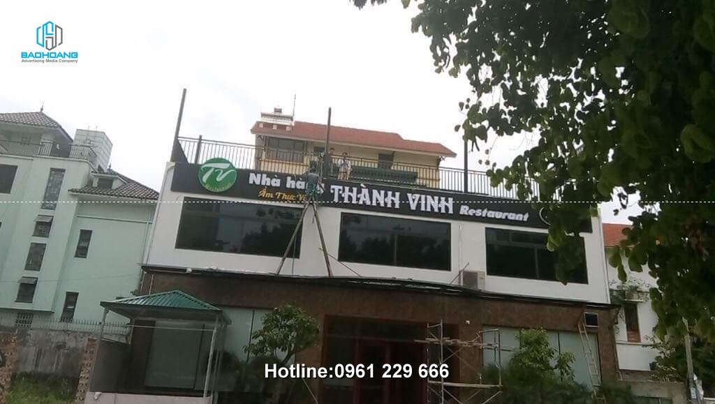 Làm biển quảng cáo tại Lạc Long Quân