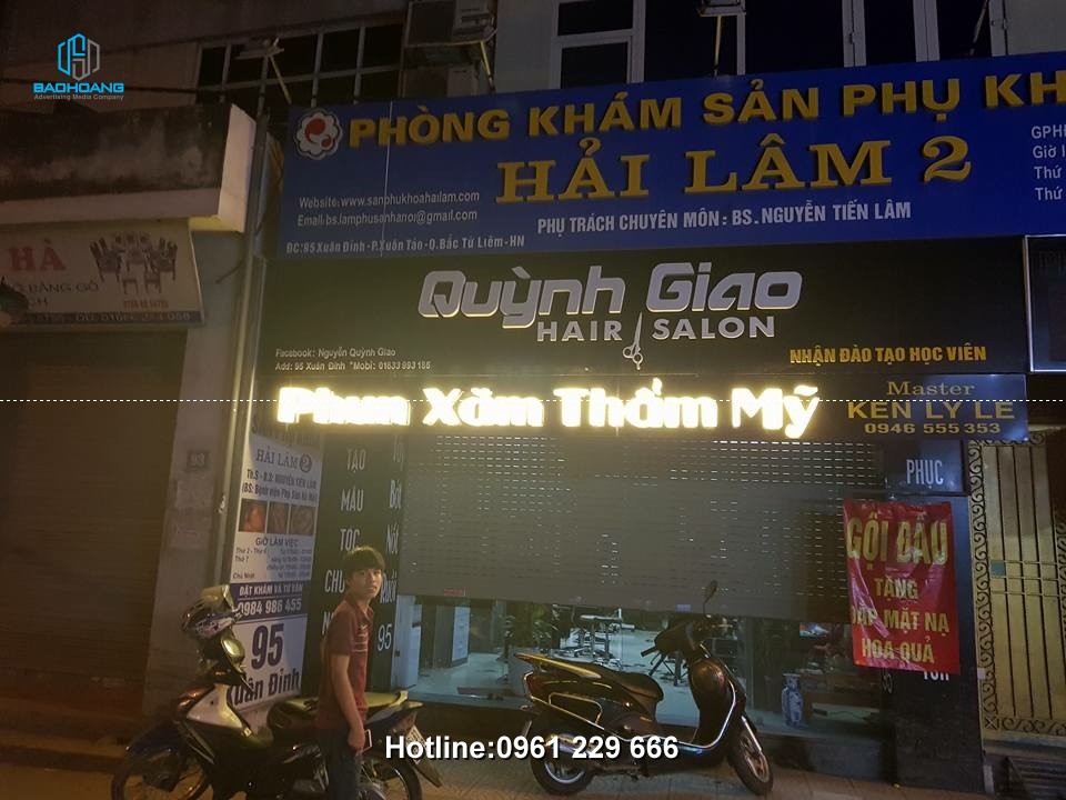 Làm biển quảng cáo salon tóc