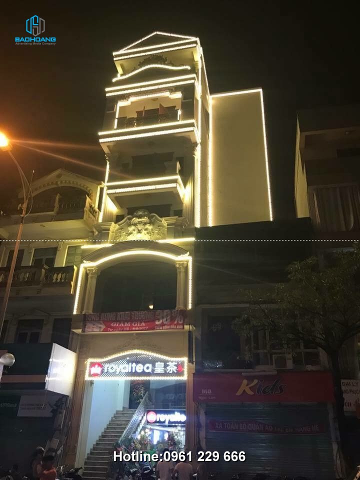 Làm biển quảng cáo salon tóc