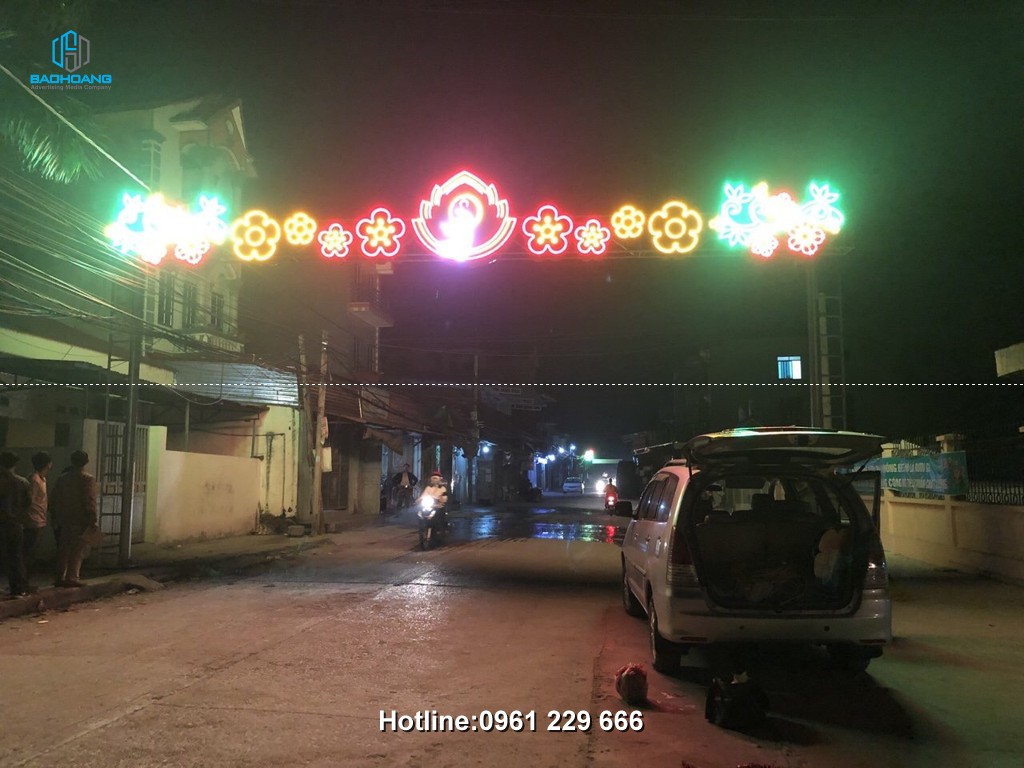 Trang trí led ngang đường