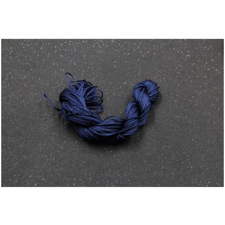 dây dù 0,8mm ( bó như hình 28met) dây dù đan vòng tay , dây thắt vòng cổ, vòng tay may mắn