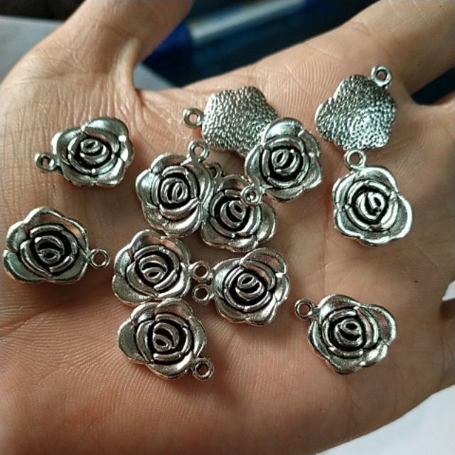 Gói 10-50gam Mặt hoa hồng 23x16mm-mh5881