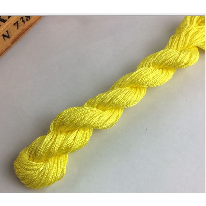 dây dù 0,8mm ( bó như hình 28met) dây dù đan vòng tay , dây thắt vòng cổ, vòng tay may mắn