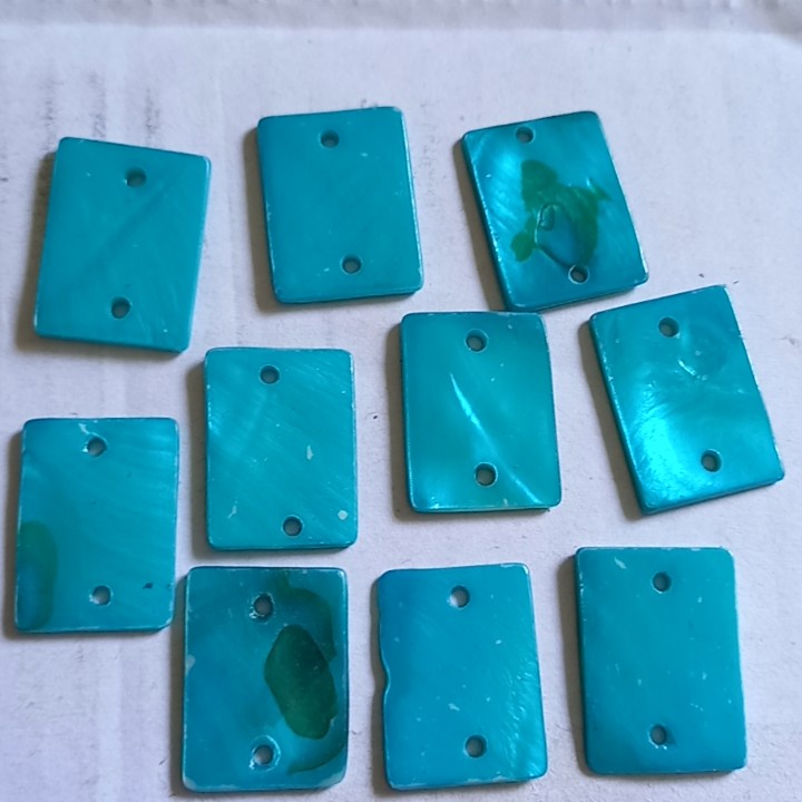 20gam (10 cái) vỏ sò hình chữ nhật 17x23mm có 2 lỗ treo làm trang sức (p160-29)