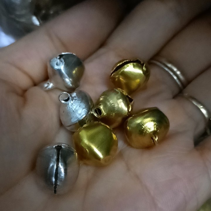 gói 10 -50 cái chuông nhiều màu size 8mm- 10mm