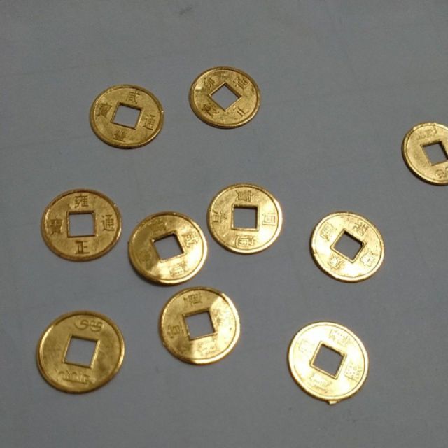 10 đồng xu giả cổ size 14mm vàng