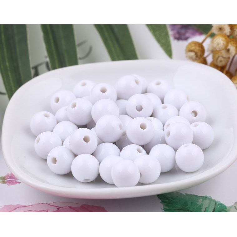 hạt nhựa 18mm tròn bóng đep nhiều màu có lỗ xỏ dây cỡ 2mm
